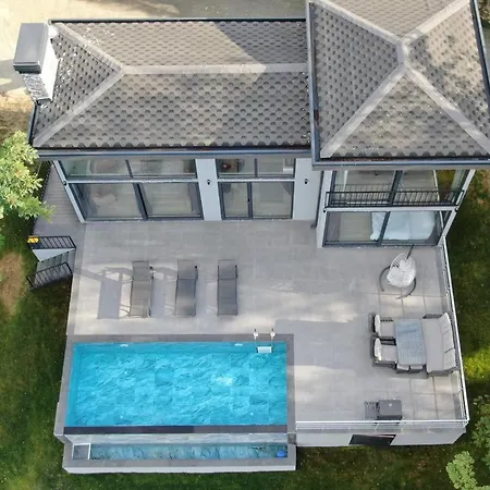 Villa B Private