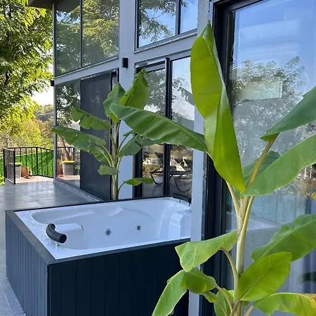 B Private Villa *